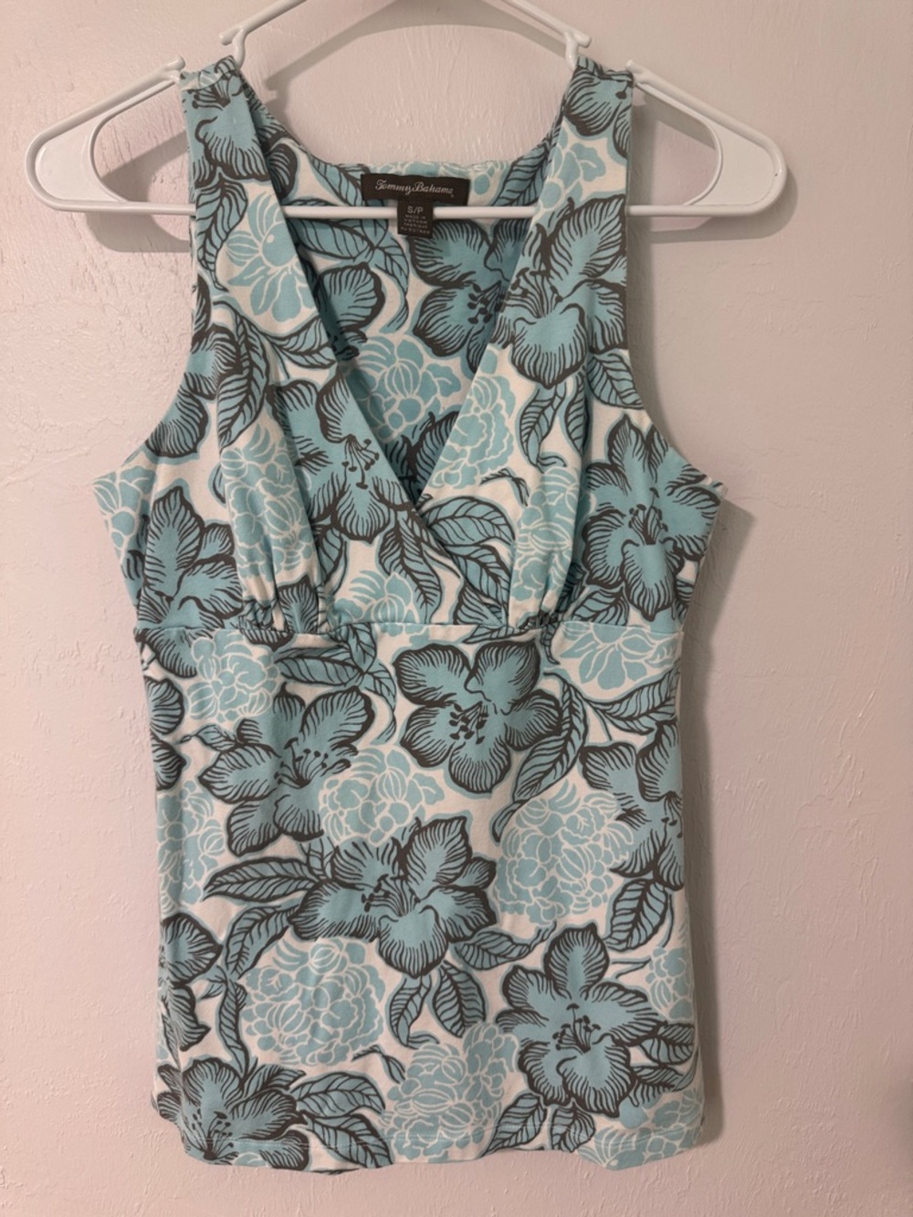 Tommy Bahama Blue, White & Black Floral Sleeveless V-Neck Tee
